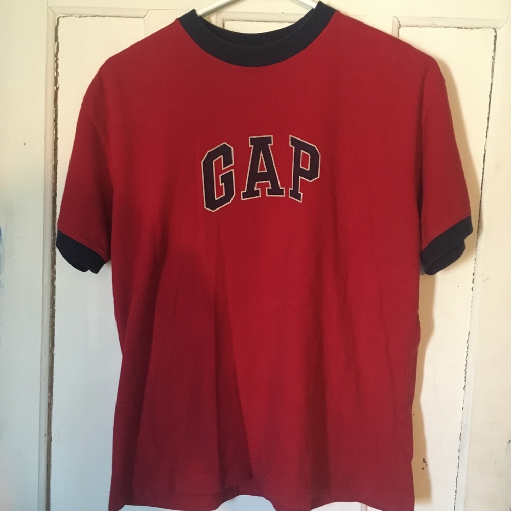 GAP Tshirt
